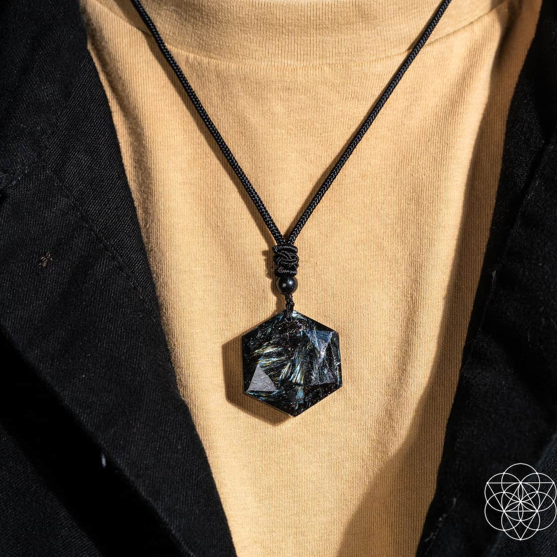 The Arfvedsonite Deep Healing Pendant